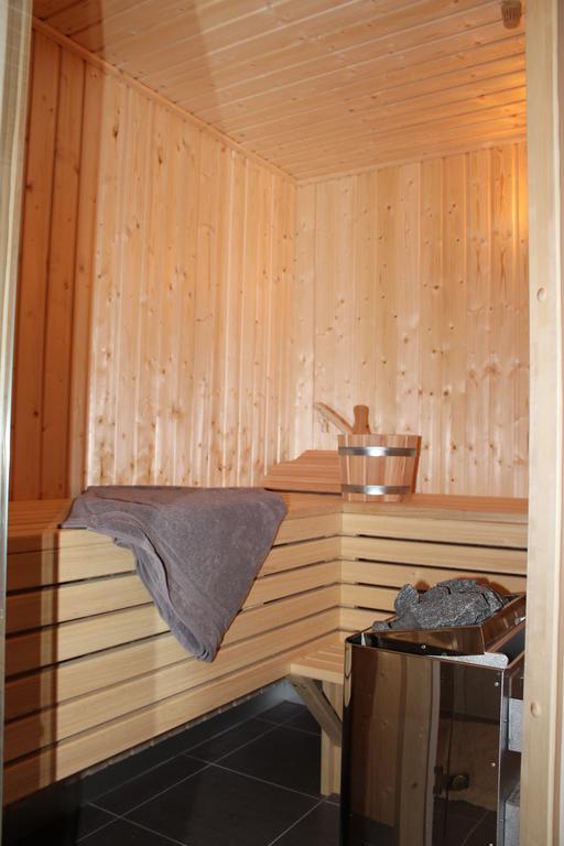 Fischer'S Ferienhaus Ruegen Mit Sauna Und Kamin Ummanz ห้อง รูปภาพ