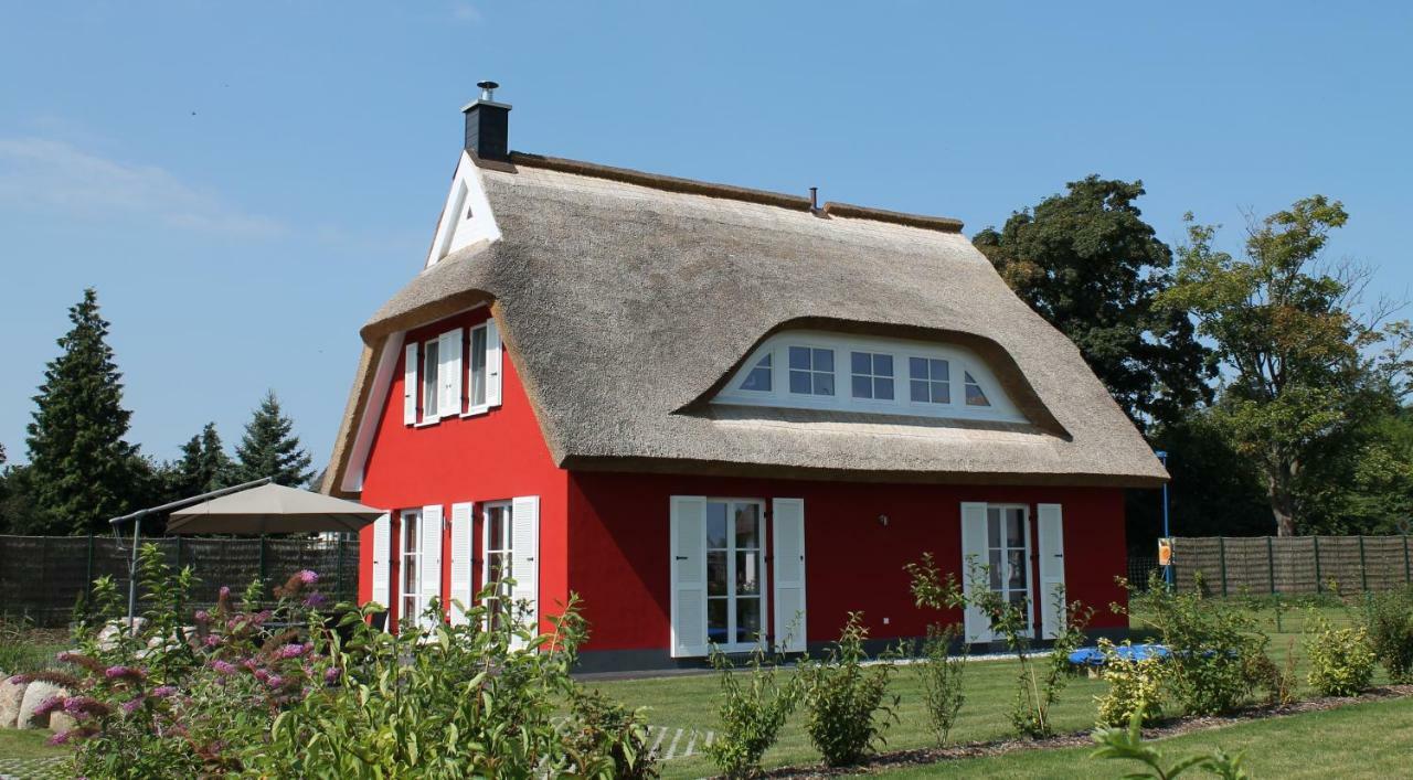 Fischer'S Ferienhaus Ruegen Mit Sauna Und Kamin Ummanz ภายนอก รูปภาพ